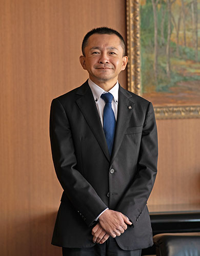 代表取締役社長　川﨑  哲の写真